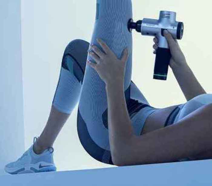 We explain how to use a massage gun for muscle recovery and therapy after a workout.